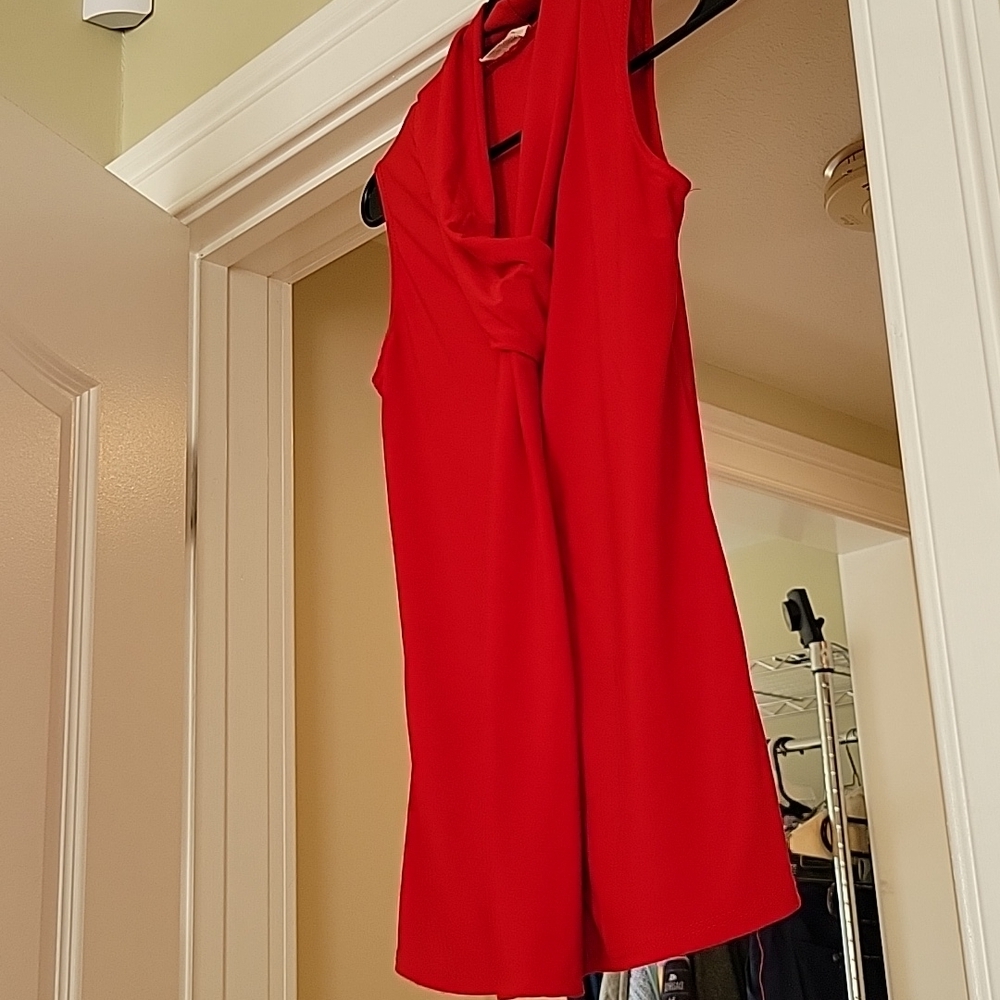 Prospect BLVD Red Tie Neck Blouse Size S Sleeveless Work Office Chic Top - Picture 2 of 6